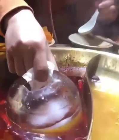 removing oil with ice, big brain and less cholesterol ?