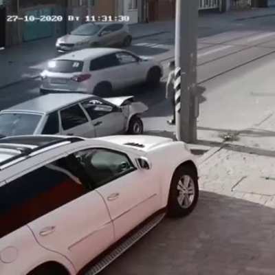 ????