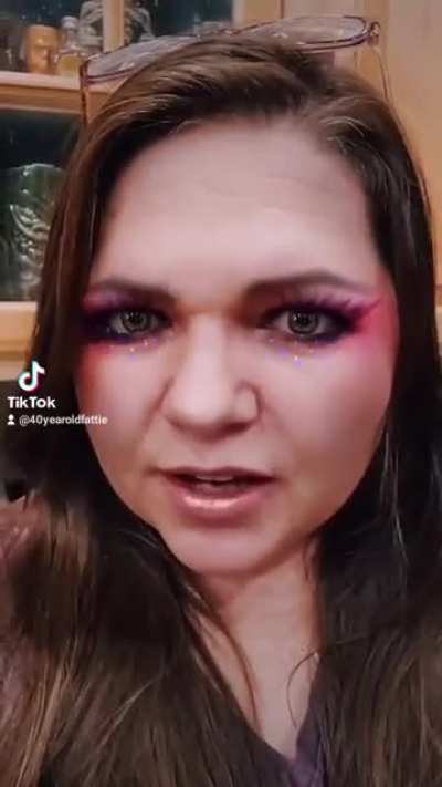 Haha crazy lady! I don't like the kid in the video but the lady scared me! @40yearoldfattie