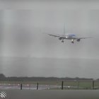 This plane landing like a boss during very high crosswind