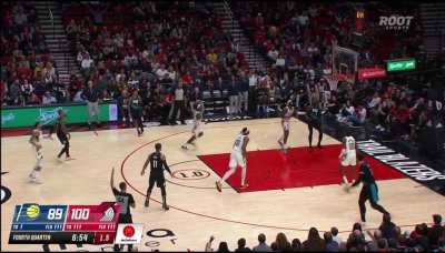 [Highlight] Logo Lillard with the deep three at the end of the shot clock to give the Blazers some relief