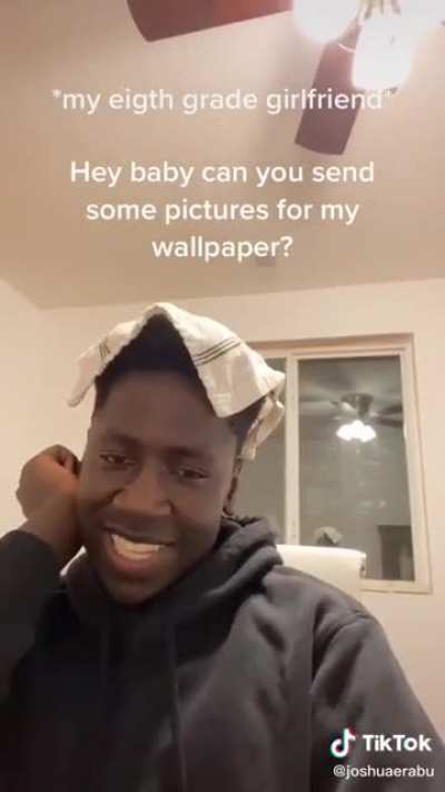 All the comments changed their profile pics to this