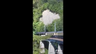 Switzerland: Beautiful scenery & trains