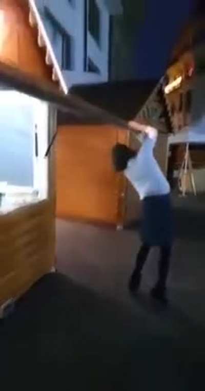 to close the stall