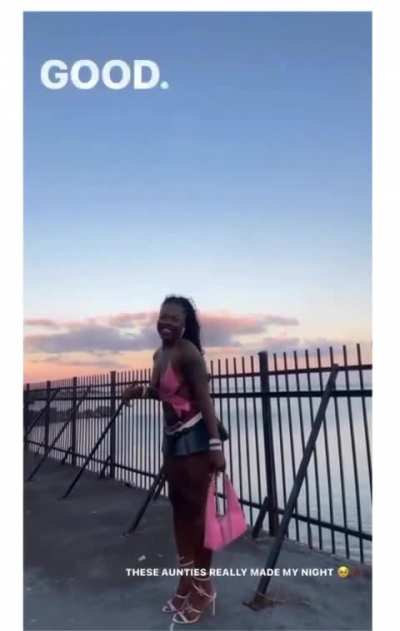Wholesome hype women ?