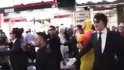 What a nice cosplay convention ?