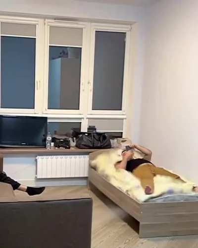 To chill in bed