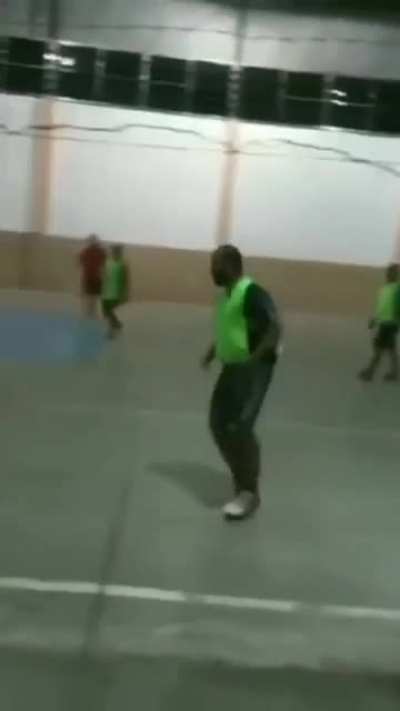 Do not play football with an idiot
