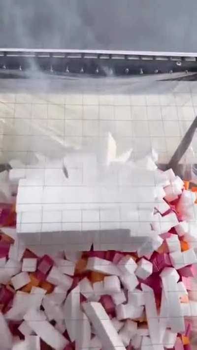 Recycling styrofoam for packaging