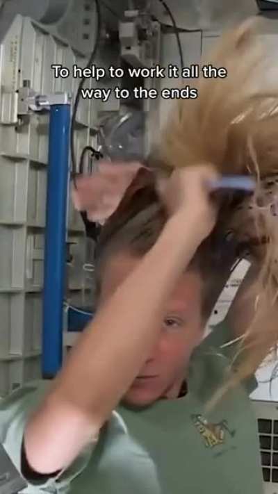 Washing hairs in space