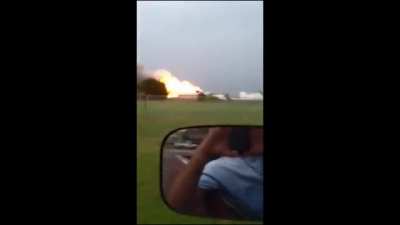 humm here seems a nice spot to park and record a fire!