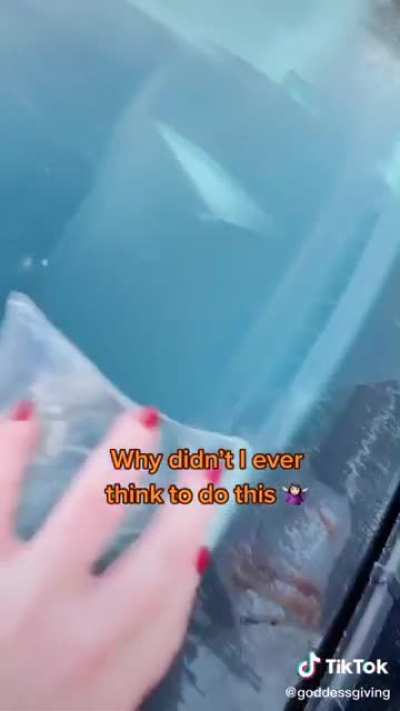 Winter windshield hack (can’t find OG vid she references)