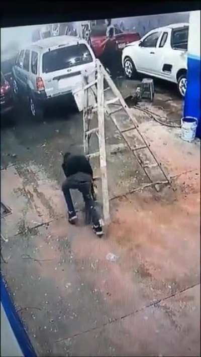 WCGW Paint walls