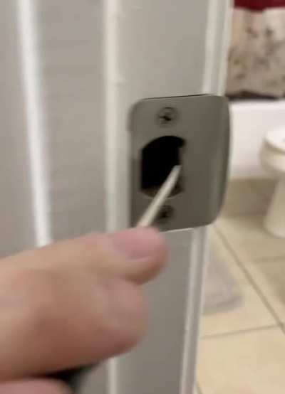 So, there’s an adjustment for loose doors. I never knew about this!