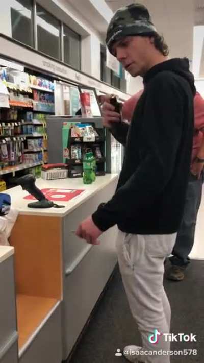 Don’t vape axe