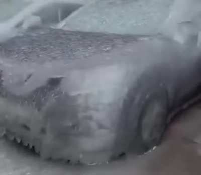 ? Freezing rain in Vladivostok, Russia