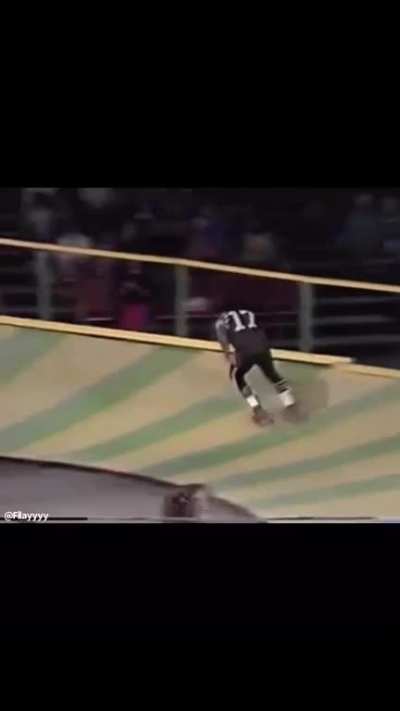 This normal roller laps
