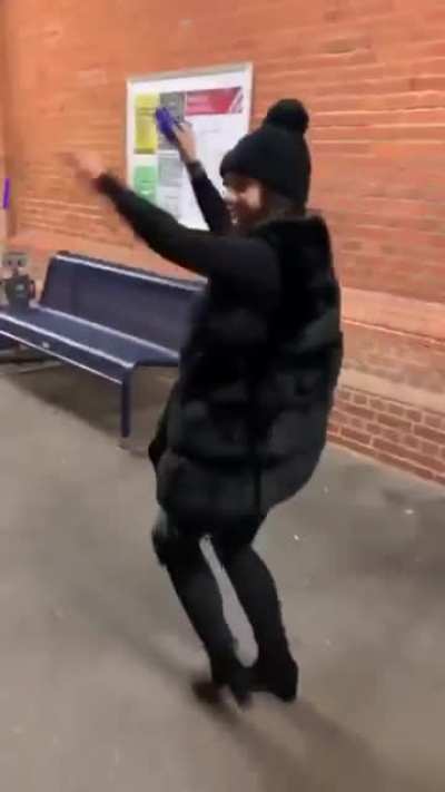 Cleaner to platform 9 3/4