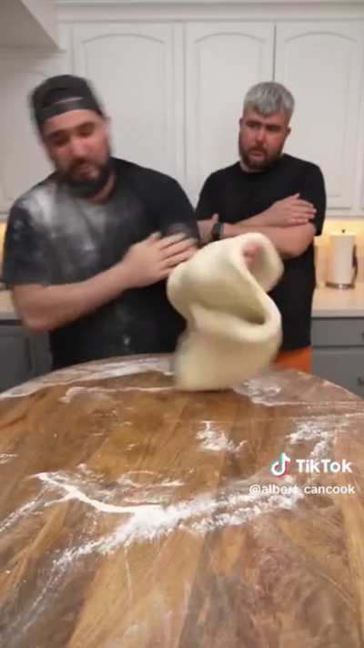The most dedicated pizza delivrer