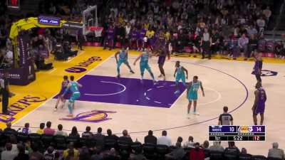 [Highlight] Austin Reaves beat LaMelo off the dribble. Laker fans were loving it.