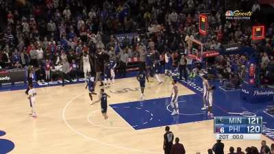 [Highlight] Embiid gets locked up by Edwards who blocks his game-winning attempt