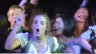 Lady in crowd steals mic from Born Ruffians’ lead singer and he dies inside