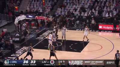 [Highlight] Kawhi Leonard drops the hammer