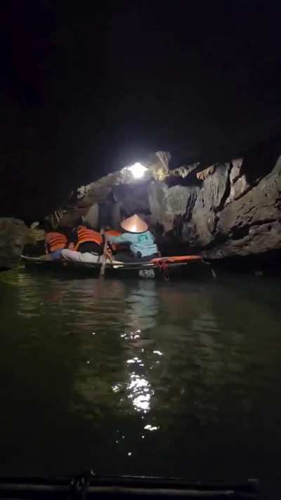 ?Strolling a cave in Vietnam