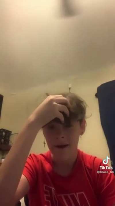 His hawt is bwoken ??