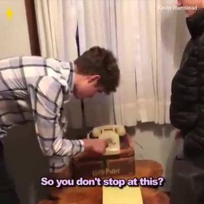 to dial a number with a rotary phone