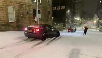 Tesla bobsleigh