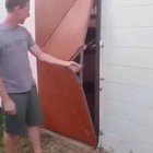 Magic fucked door...