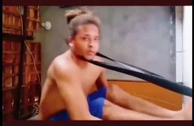 to train shoulders