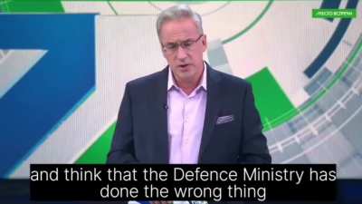 A propagandist for Russian state television explains why he refuses to comment on the withdrawal from Kherson because he fears imprisonment under Russian criminal law no matter what he says.