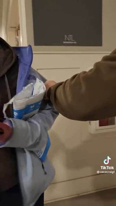 To accuse delivery driver of stealing your package