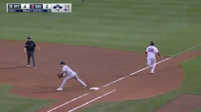 [Highlight] [Highlight] JD Martinez beats the throw to 1st on a bases-loaded attempted double play, but was called out after revealed he didn't touch 1st base