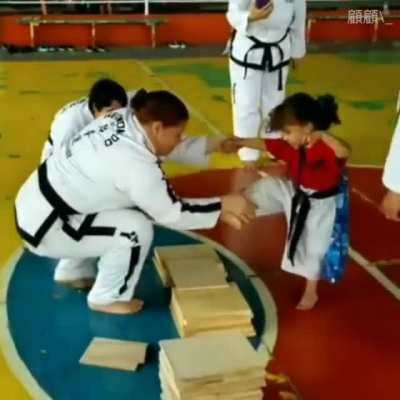 TAEKWONDO IS SO CONFUSING ?
