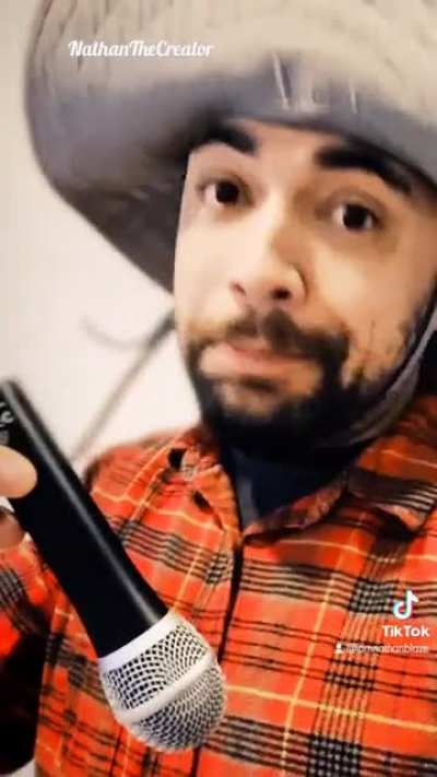 Militia Leader threatens locals over covid mandates.