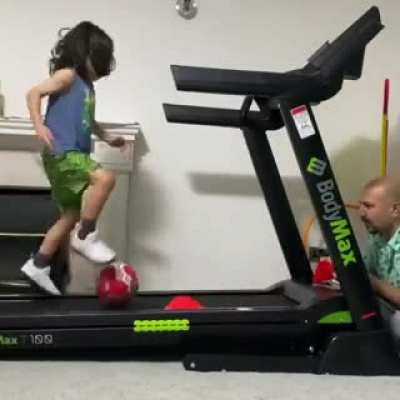 Treadmill Messi