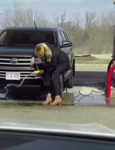 How to wash your car!