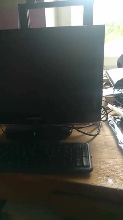 My computer start like a stolen car