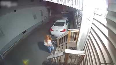 HMC while I Trips Over Stair........