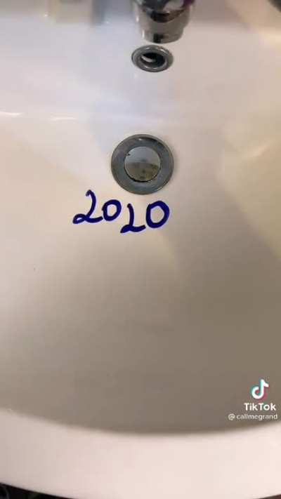 oh no, now he’s stuck in 2020 ??