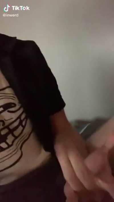 troll face shirt makes me wet ???