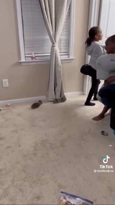 Get this girl an acting job