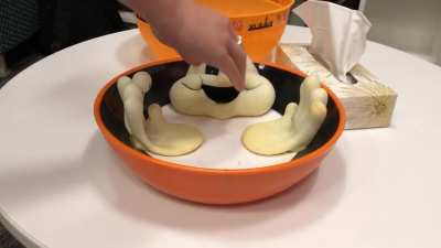 A candy bowl that fancies your tickle