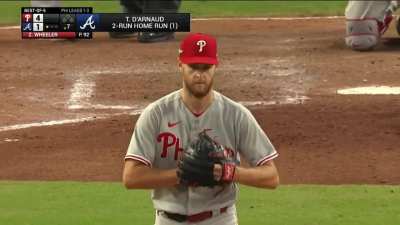 [Highlight] [Highlight] Travis d'Arnaud brings the Braves within a run of the Phillies with a 2-run homer.