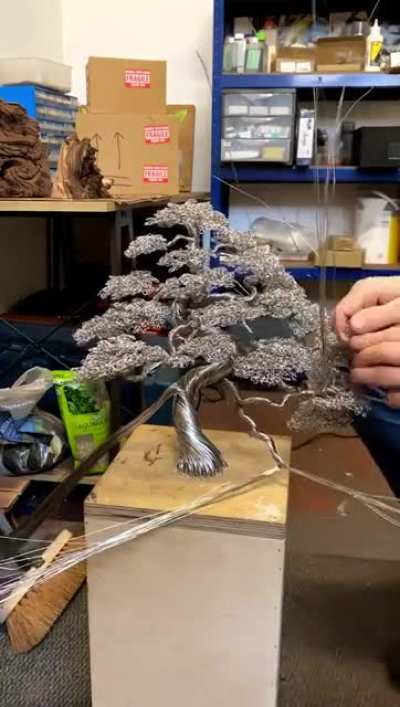 Sculpture made from 600 strands of stainless steel wire (Credit: Andy Elliott Artworks)