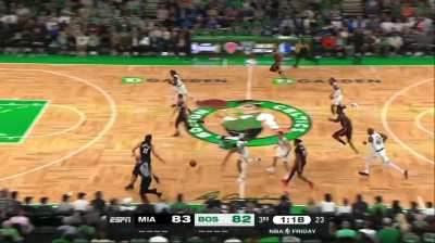 [Highlight] Jrue Holiday gives Jaime Jaquez a "welcome to the NBA" moment