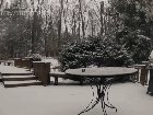 ? 3 foot snow pile up overnight. (x/BeAmazed) ?